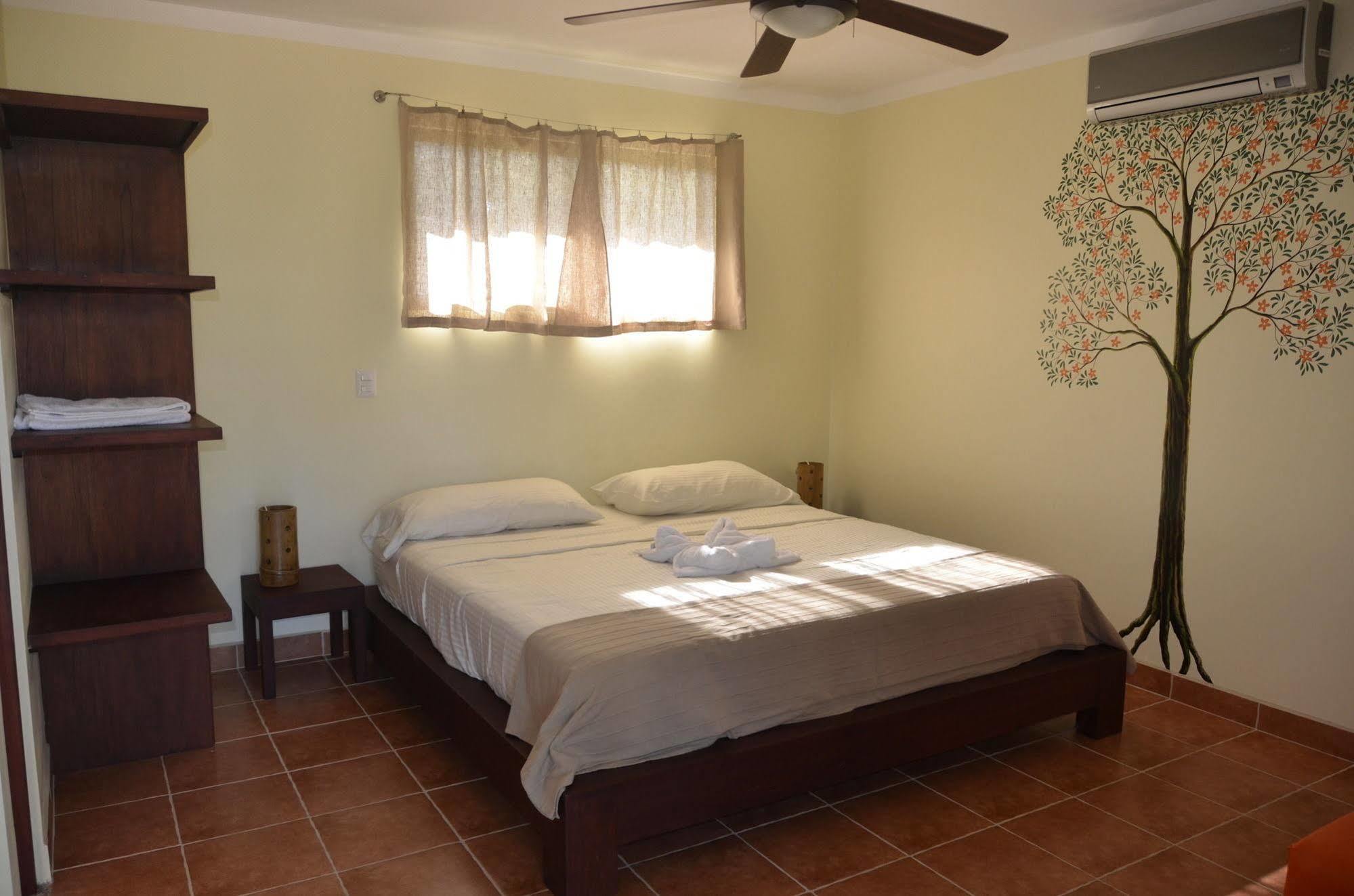 Mavi Surf Hotel Dominical Exterior foto